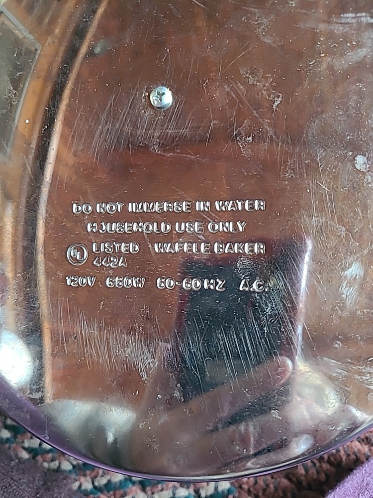 VTG. TOASTMASTER WAFFLE MAKER