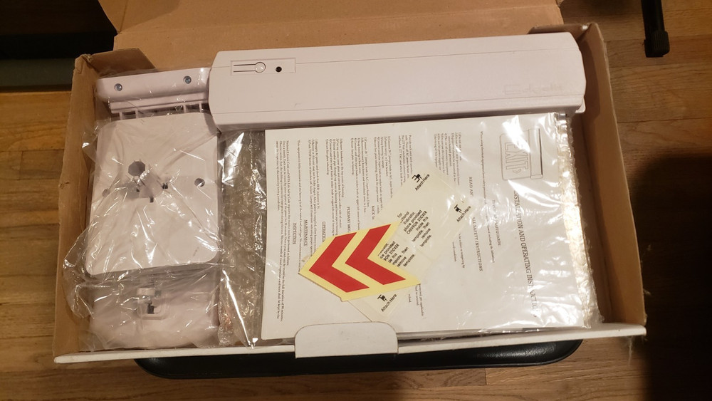 LED Edge Lit Exit Light Sign Battery Backup 3 mounts included - Red