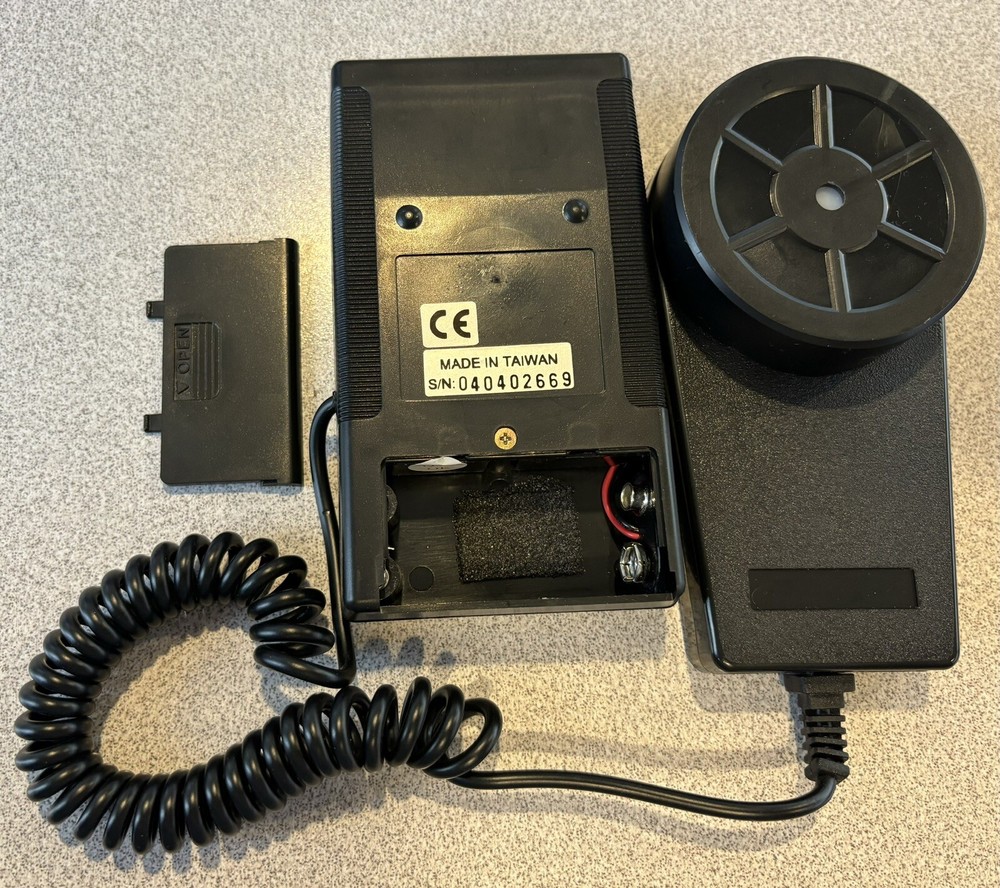 Digital Lux Meter Light Meter YF-1065, Used