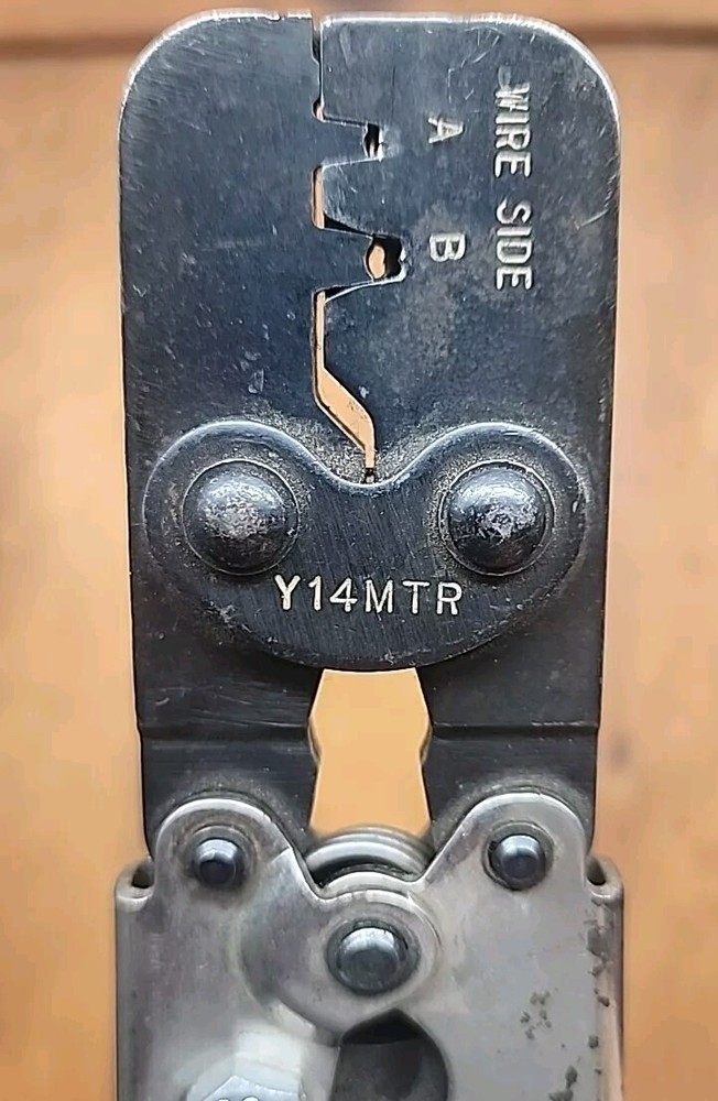 Burndy Y14MTR Crimper