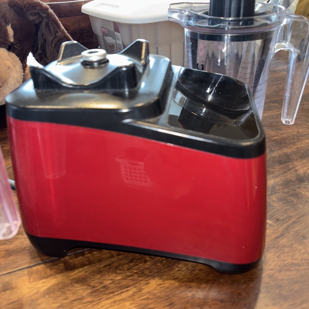 Blendtec Total Blender Designer Blender Model CTB1 Red