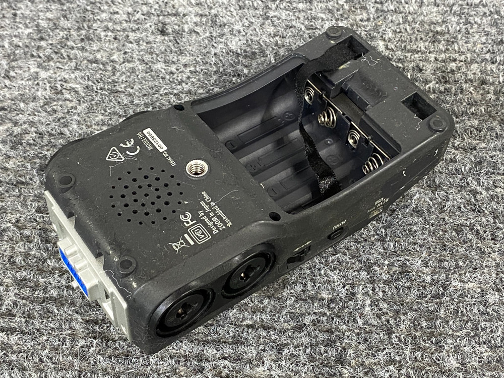 Zoom H6 Handheld 6-Track Digital Recorder (As Is, Unit Only)