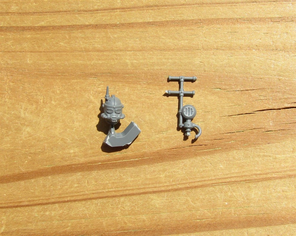HH Solar Auxilia Lasrifle Section Vox Interlock Bits