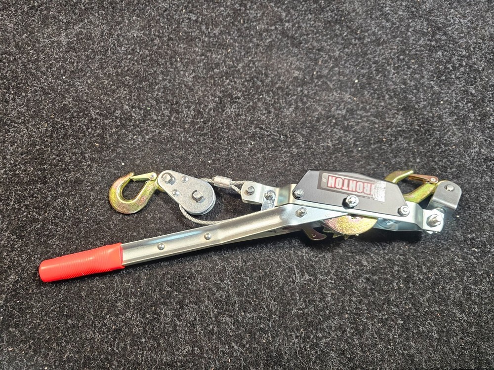 Ironton 2-Ton Hand Cable Puller, Double Line Load Capacity 4400lb., 5.9'Cable L