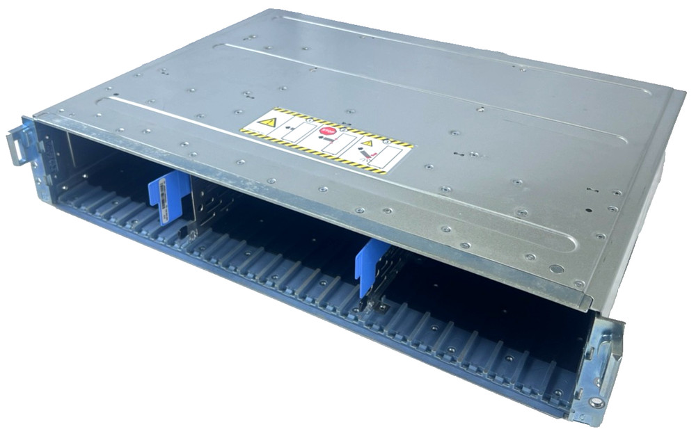 EMC SAE 2.5" Storage Array Enclosure - 2x PSU 2x 6Gb SAS Controller 303-104-000E