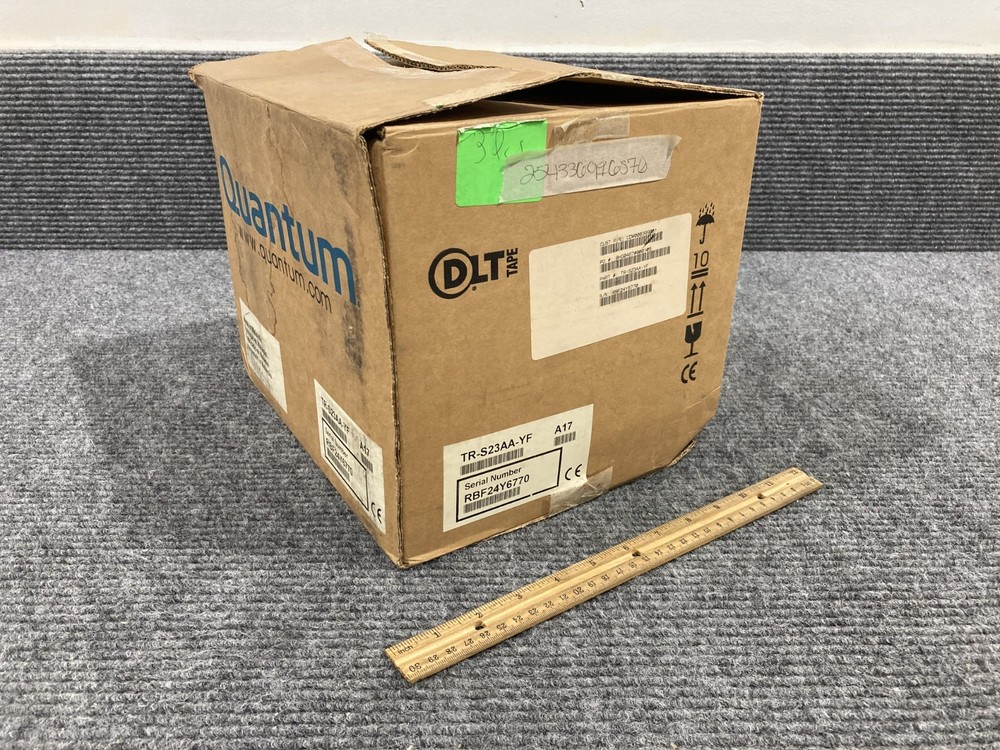 Quantum SDLT 320 Internal Tape Drive - Open Box -
