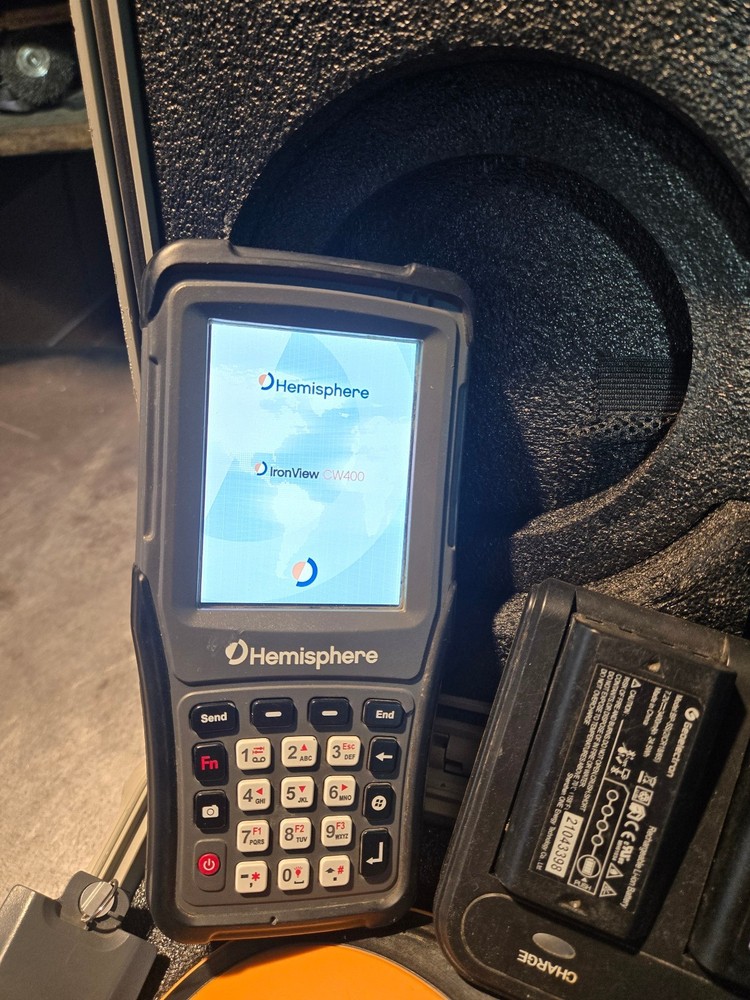 Hemisphere S631 GNSS GPS SURVEYOR Package REFERENCE 2A