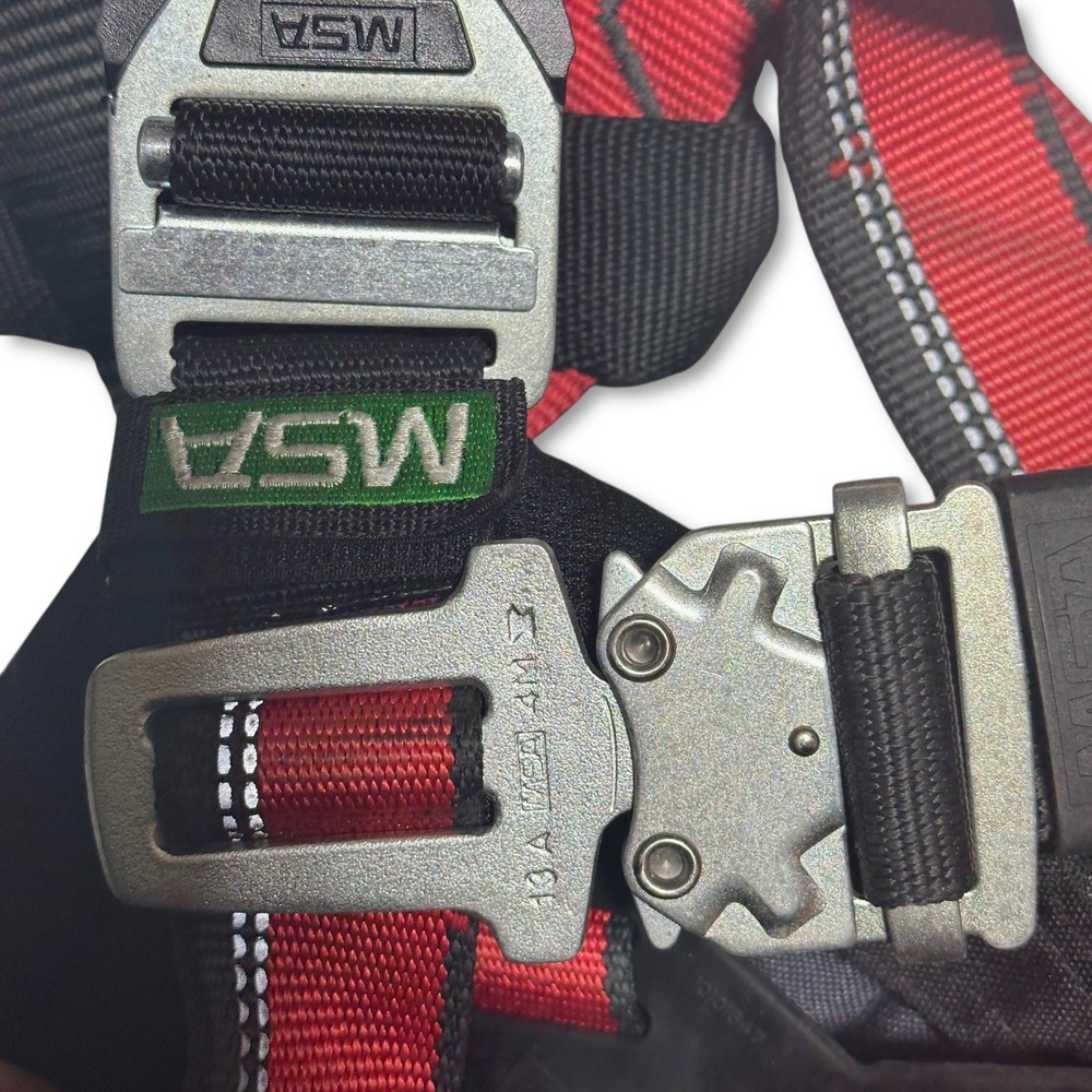 MSA 10105931 Evotech Full Body Harness Standard Size w Back D-Ring, Shoulder Pad