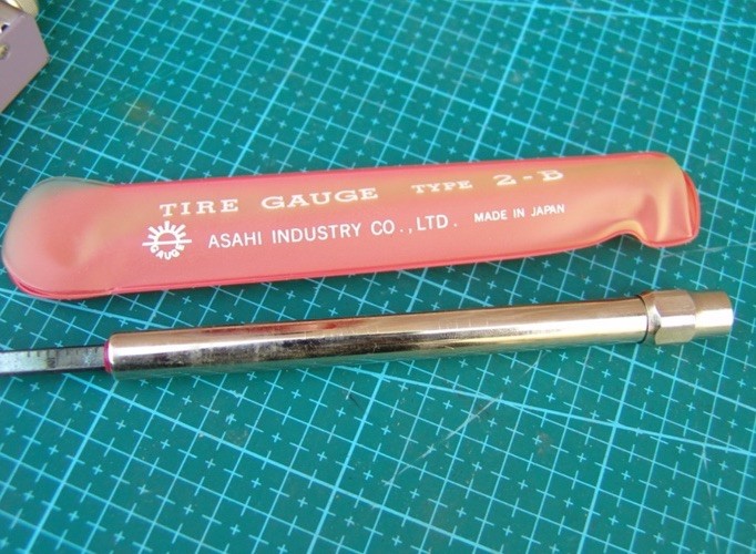 HIGH VOLTAGE PROBE EP-100K