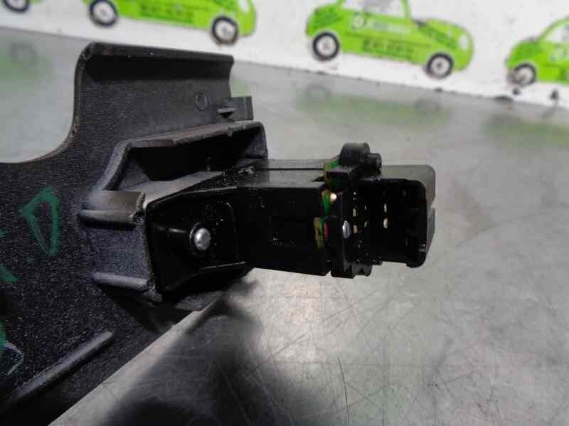 rear window control panel rh TATA SAFARI 3.0 2006 2872929
