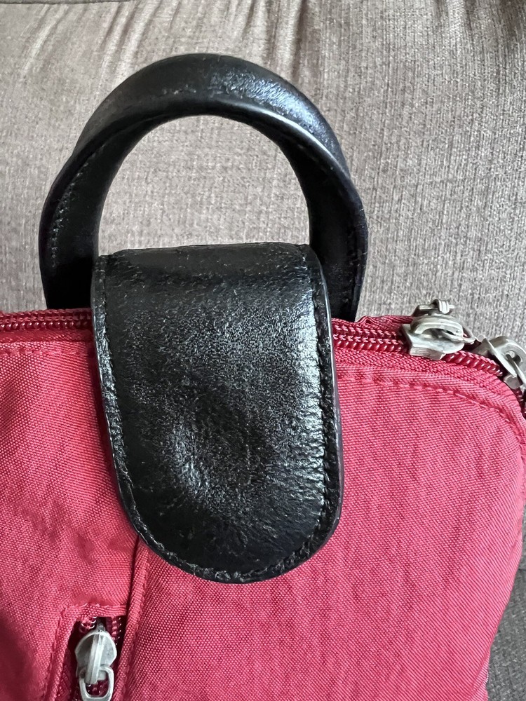 Baggallini Metro Convertible Backpack Nylon Rusty Red. Clean Inside/out