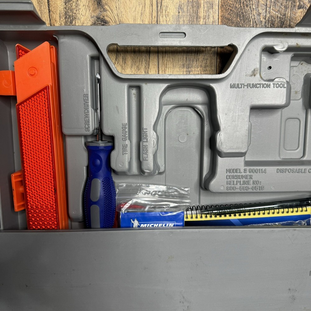 MICHELIN Emergency Roadside Kit - Incomplete