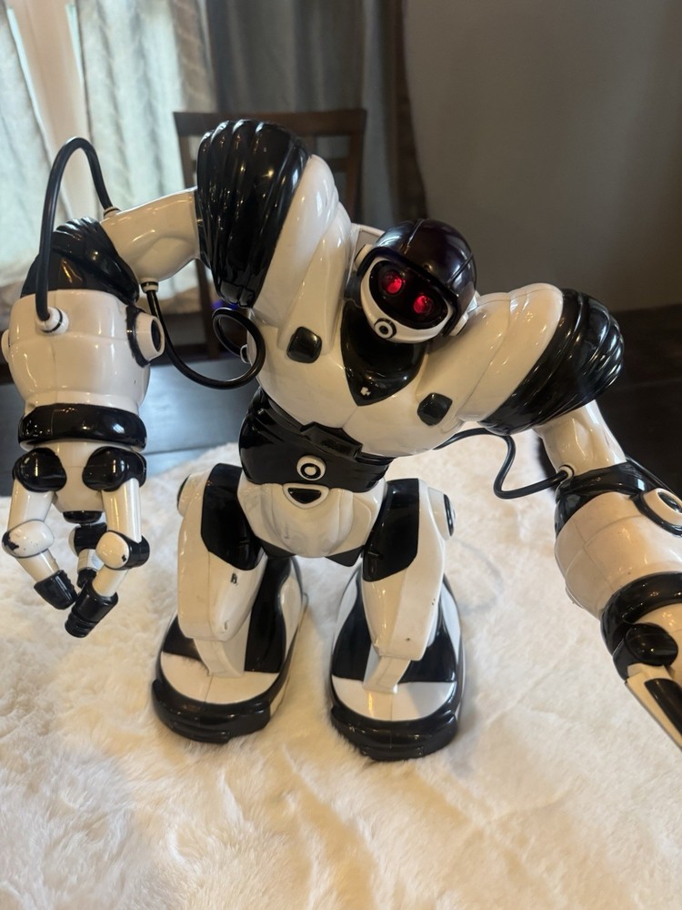 WowWee Robosapien Needs Remote Control   Tested Working