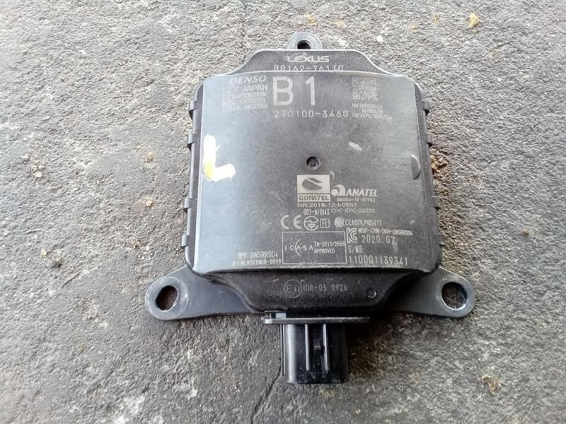 UX200     2020 Camera/Projector 318287