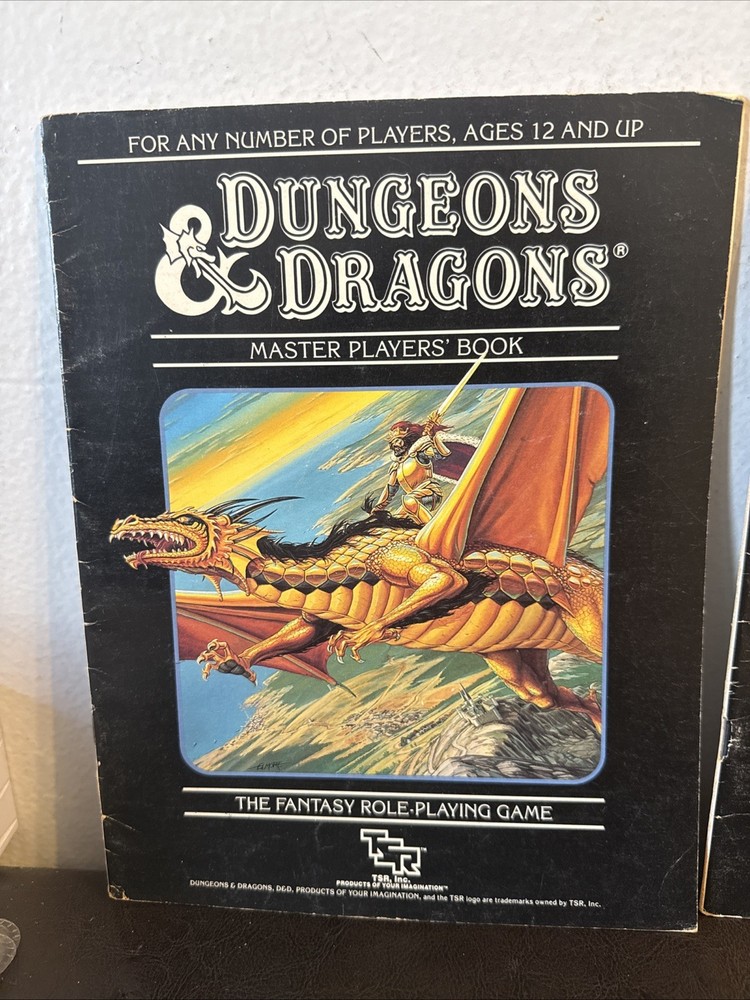 D&D - Dungeons & Dragons Master DM's and Master Players Books