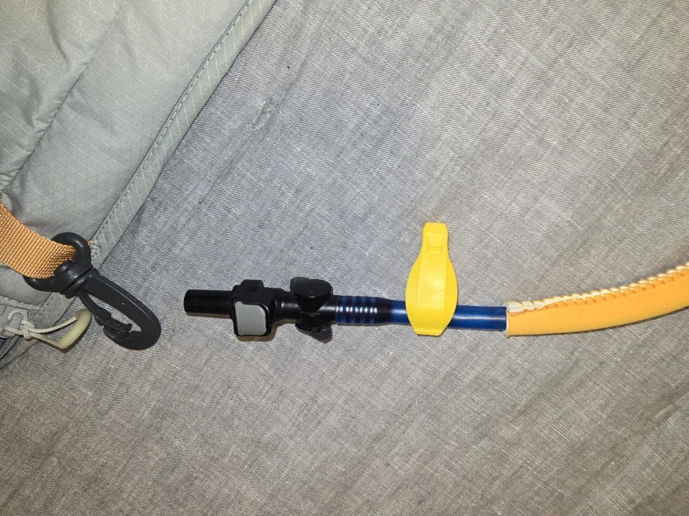 Cortez™ Deck-Mounted Kayak / SUP Hydration Pack Excellent Condition