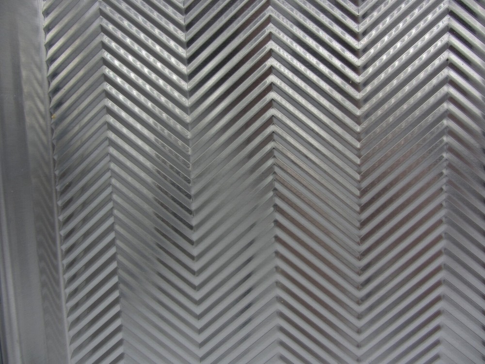 Nordic Ware 2 Pack Prism Quarter Sheets New!!