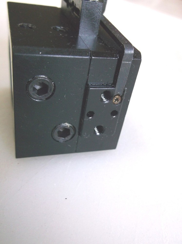 AGI Precision Parallel Gripper AGP-375