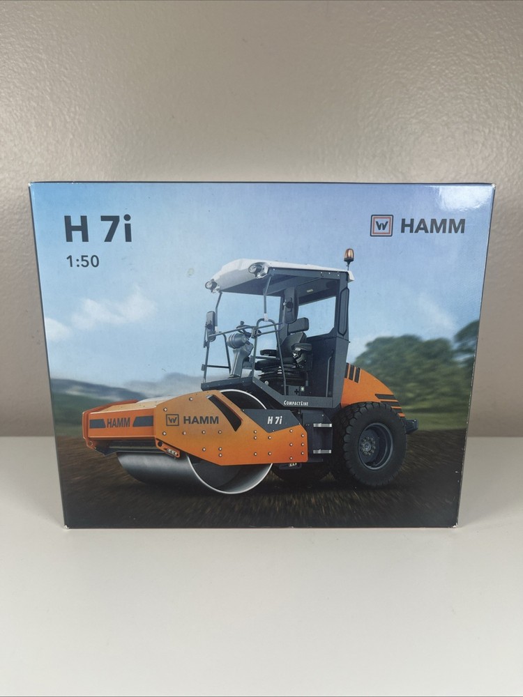 Hamm H7i Padded Roller Compactor with Cab - NZG 1:50 Scale Model C30