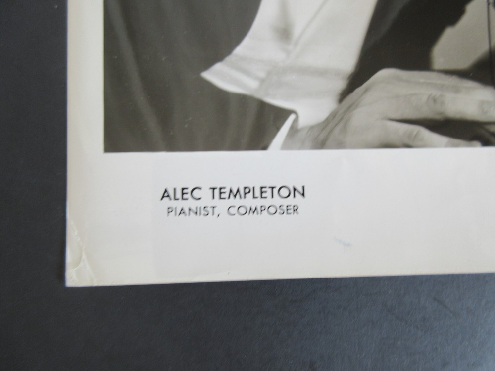 ALEC TEMPLETON AUTOGRAPH 8X10 with COA