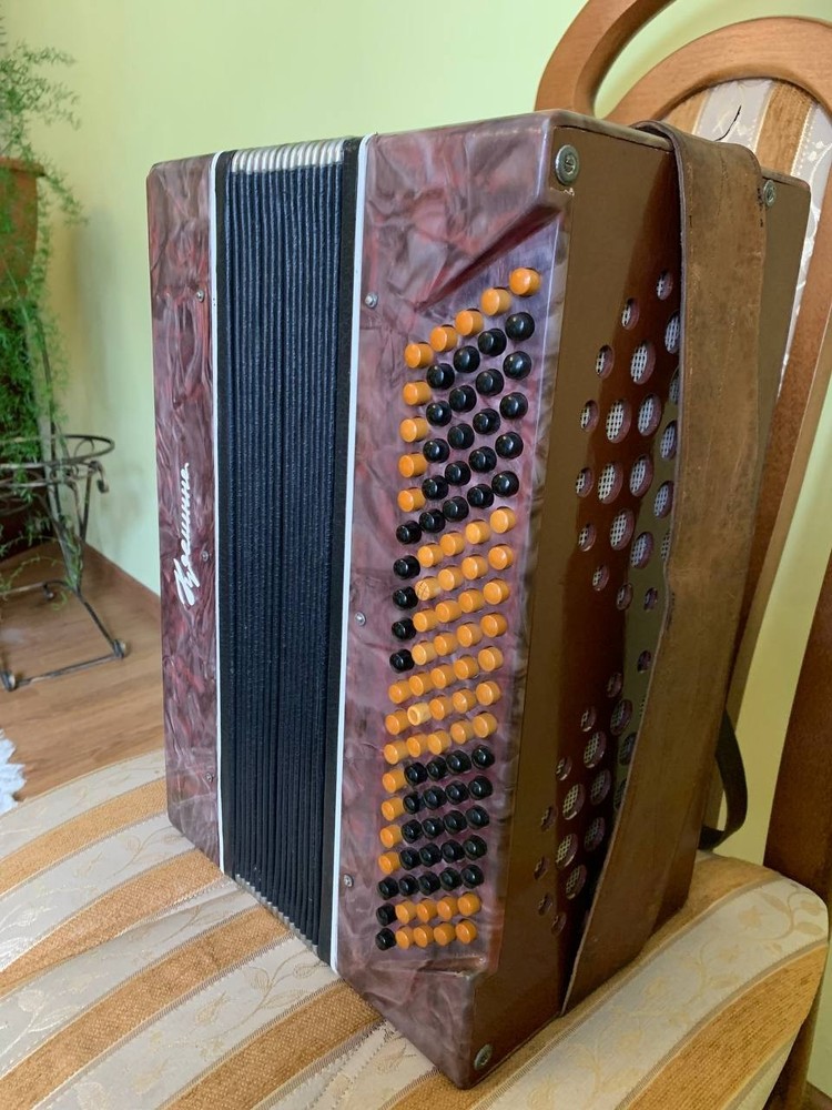 Баян Кремінне, хроматичний акордеон 100 басів, зроблено в Україні, народний музи