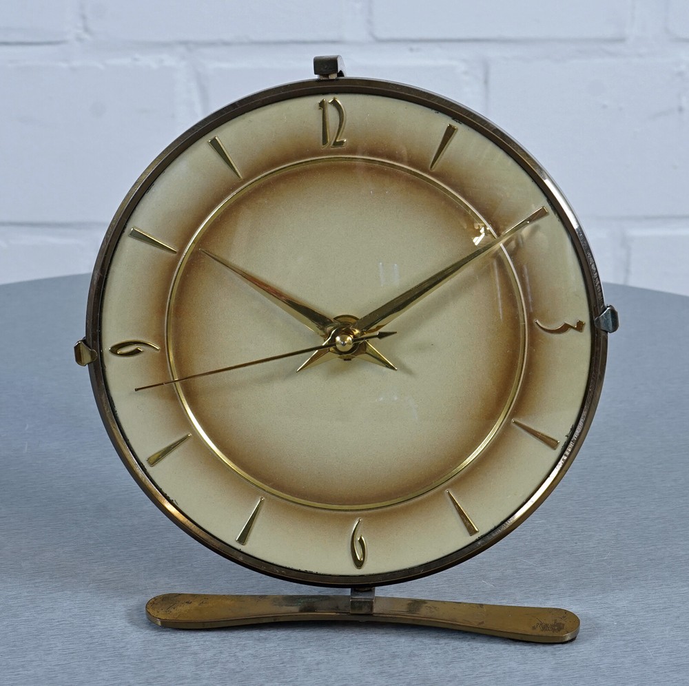 elegant FUTE brass clock table clock electric with creeping second 1950s