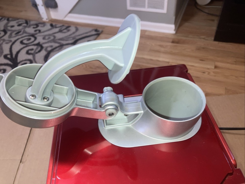 Waring Pro Snow Cone Machine- Snow Cone Maker SCM100