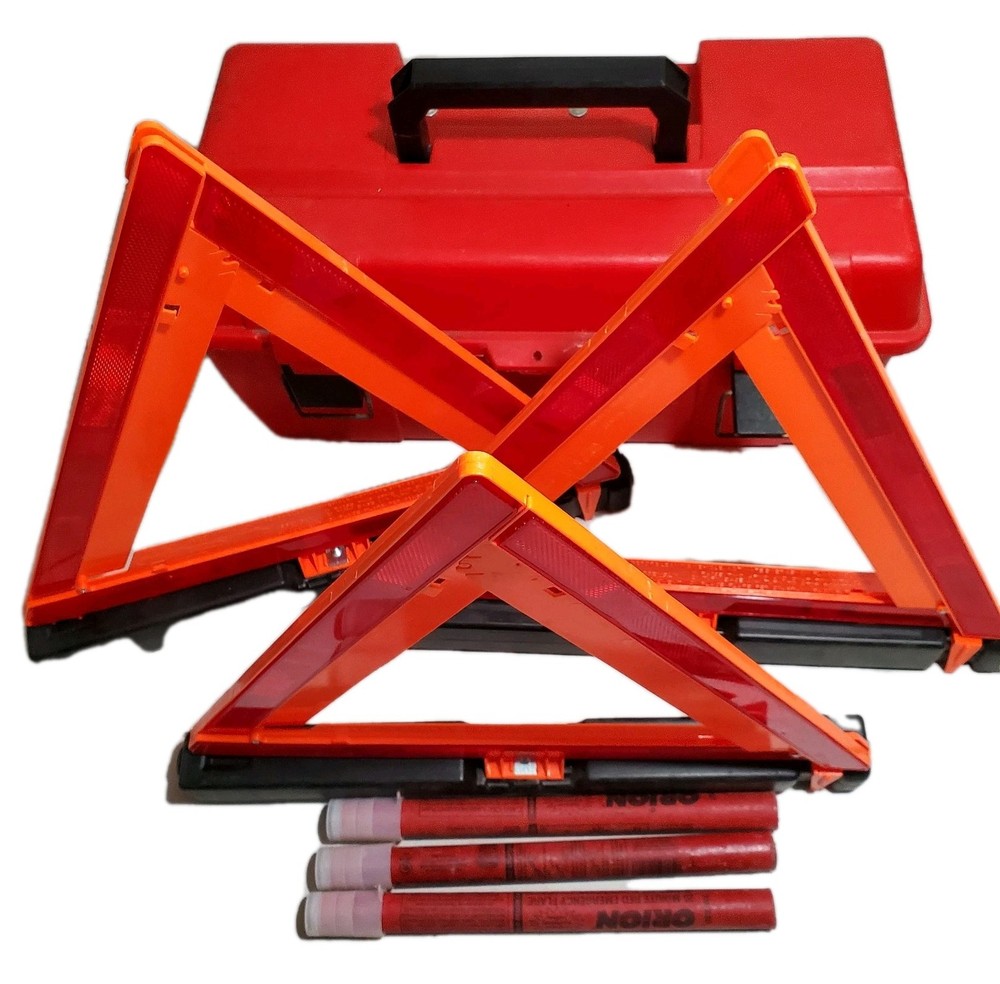 Roadside Emergency Kit w/ Folding Triangle Reflectors, Roaf Flares, Storage Case
