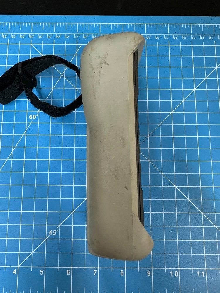 421307 Extech Thermometer w/ Protective Case - Tested Good