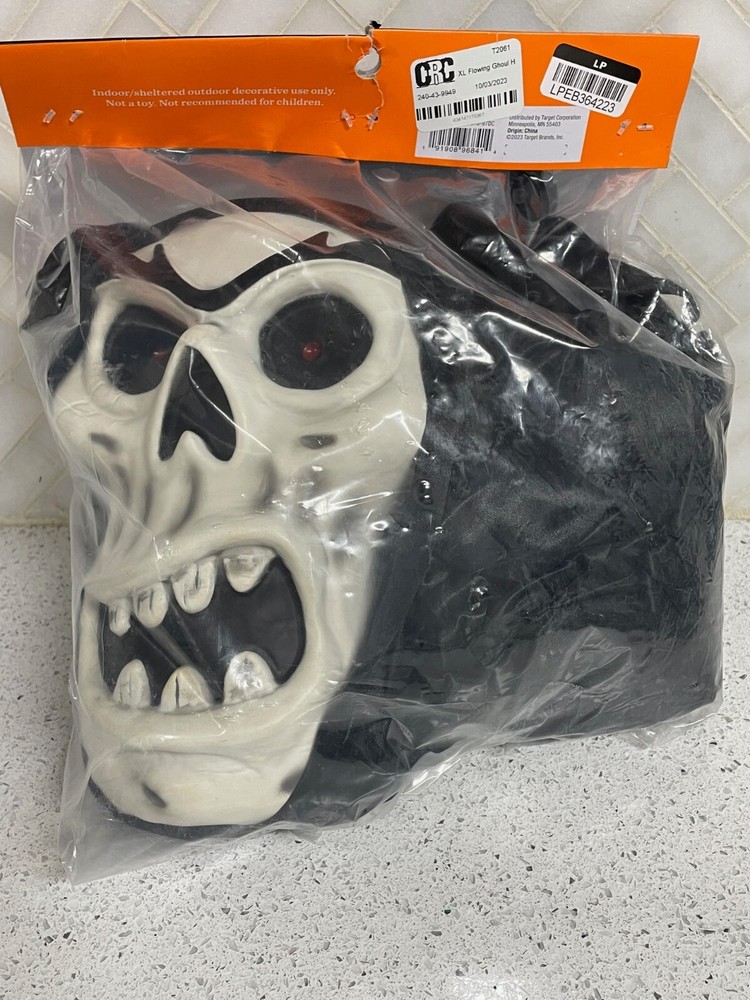 Hyde & Eek XL Flowing Ghoul