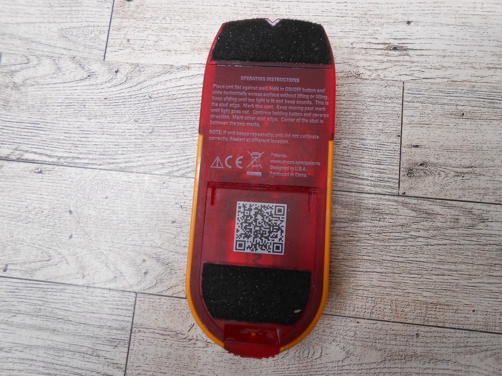 Zircon StudSensor HD25 Stud Finder With Spot light Pointer