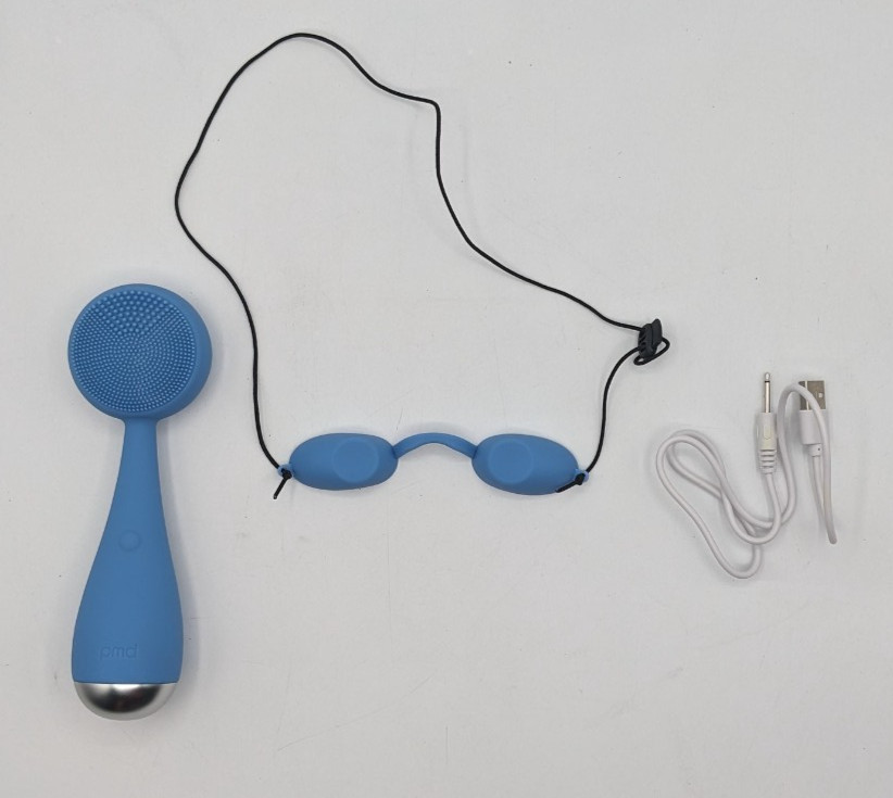 PMD Beauty Clean Acne Blue Light Therapy Blue CaBlue Pre Owned