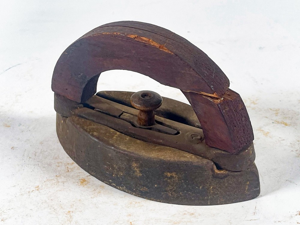 Antique Vintage Sad Flat Clothes Iron Removeable Handle # 1