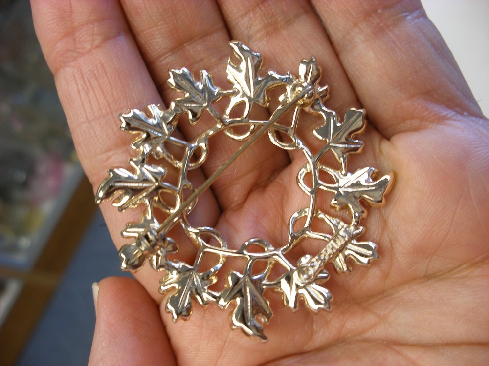 Vintage Sarah Coventry Pin Brooch #A236