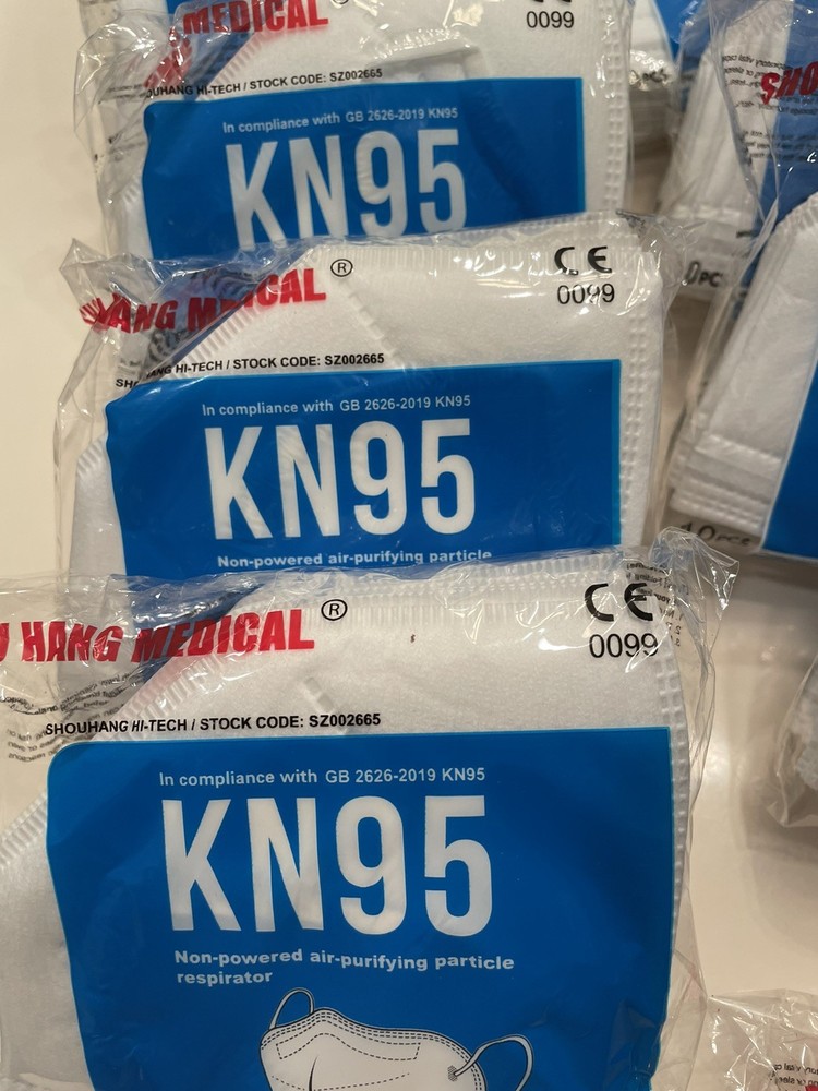 KN95 Face Mask 100 Pieces New In Package