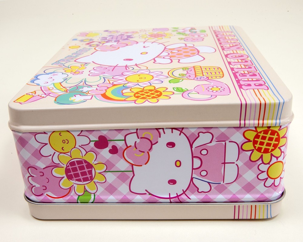 Hello Kitty Fresh! Spring Themed Lunch/Storage Box with Embossed Lid Tin NWT