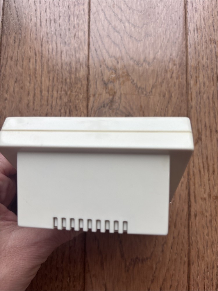 Spectrum Innovations 60 Minute Kitchen Timer White, Large Face, Works!