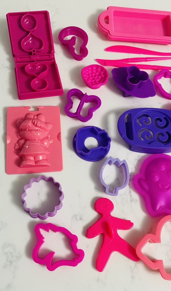 Play-Doh/Dough Accessories Tools Molds Shape Cutters Assorted 32 Pcs