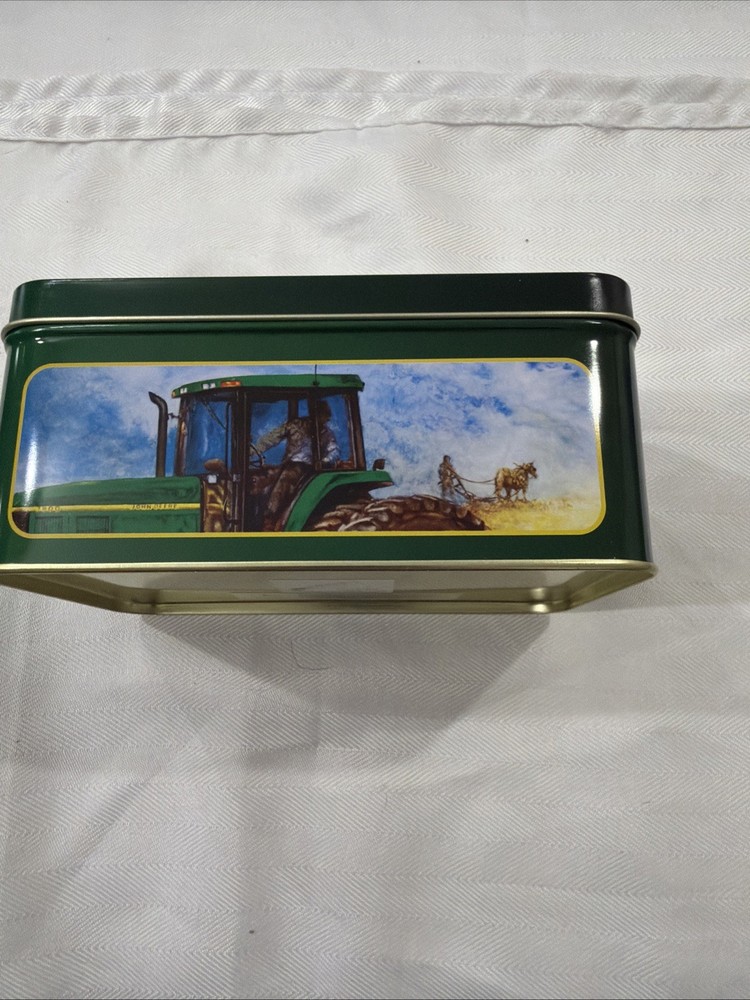 John Deere Tin Can