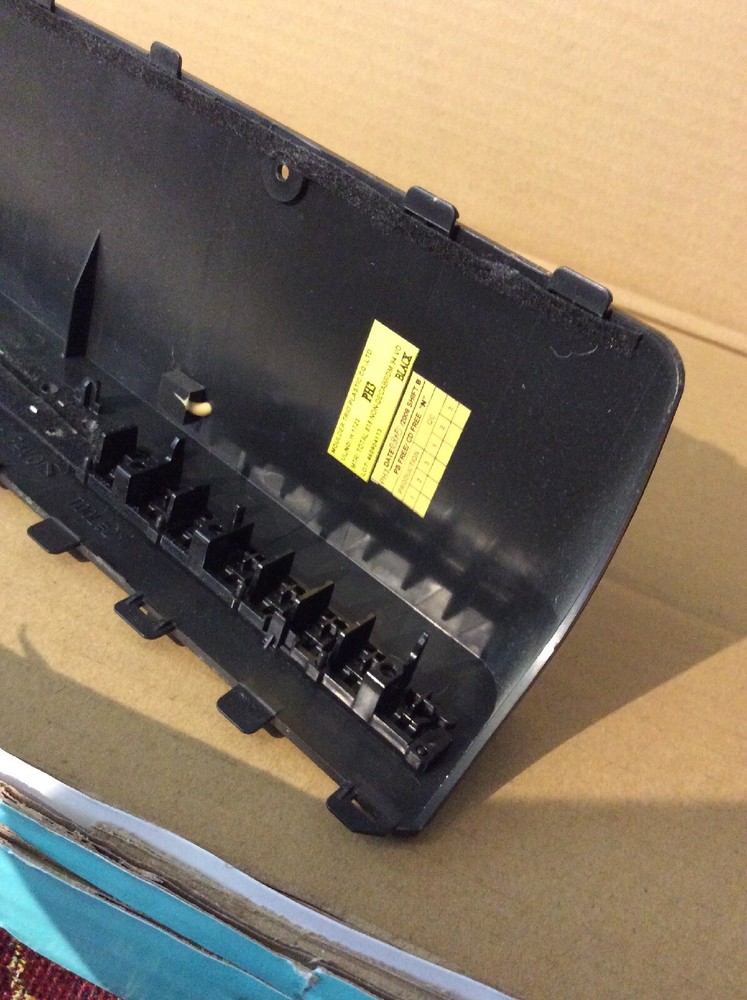 Toshiba TV/DVD Combo Side Panel J-2640