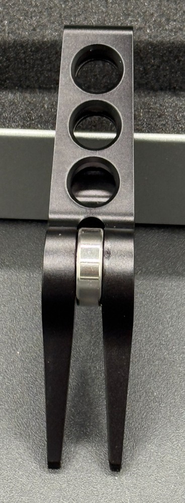 Scotty Cameron Roller Clip Divot Tool For Tour Use Only - Black