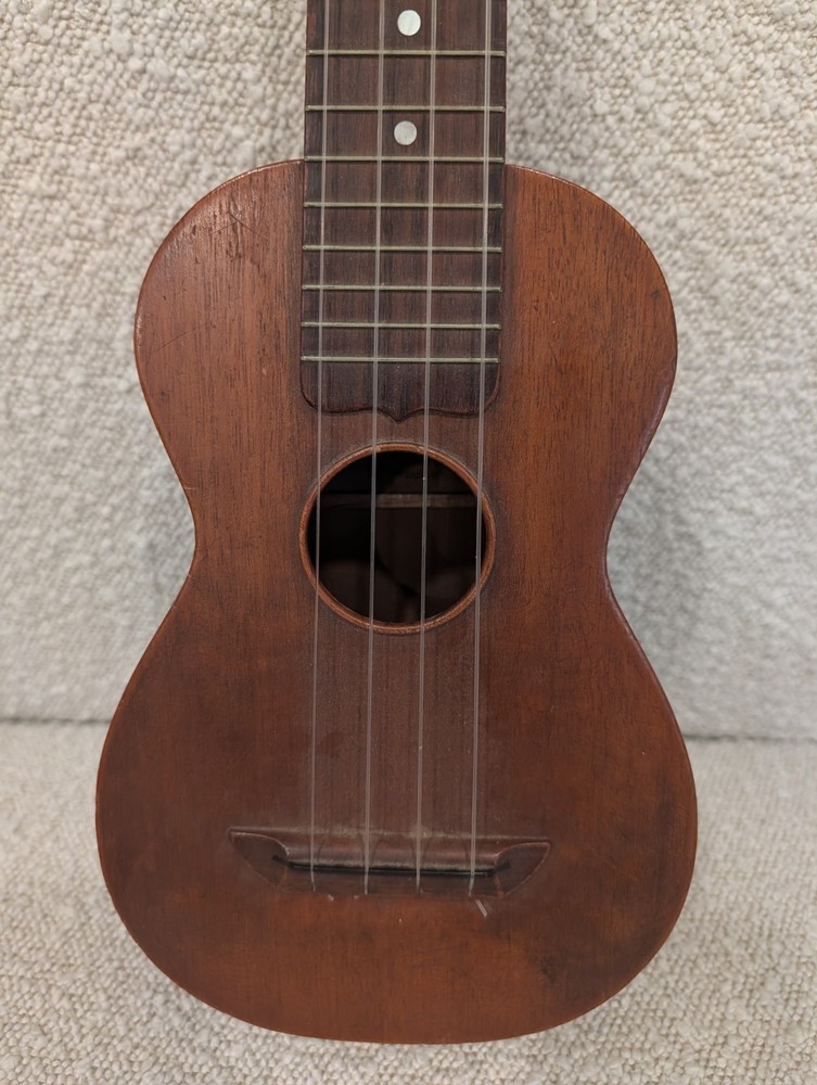 1917 Washburn Style 1125 Ukulele