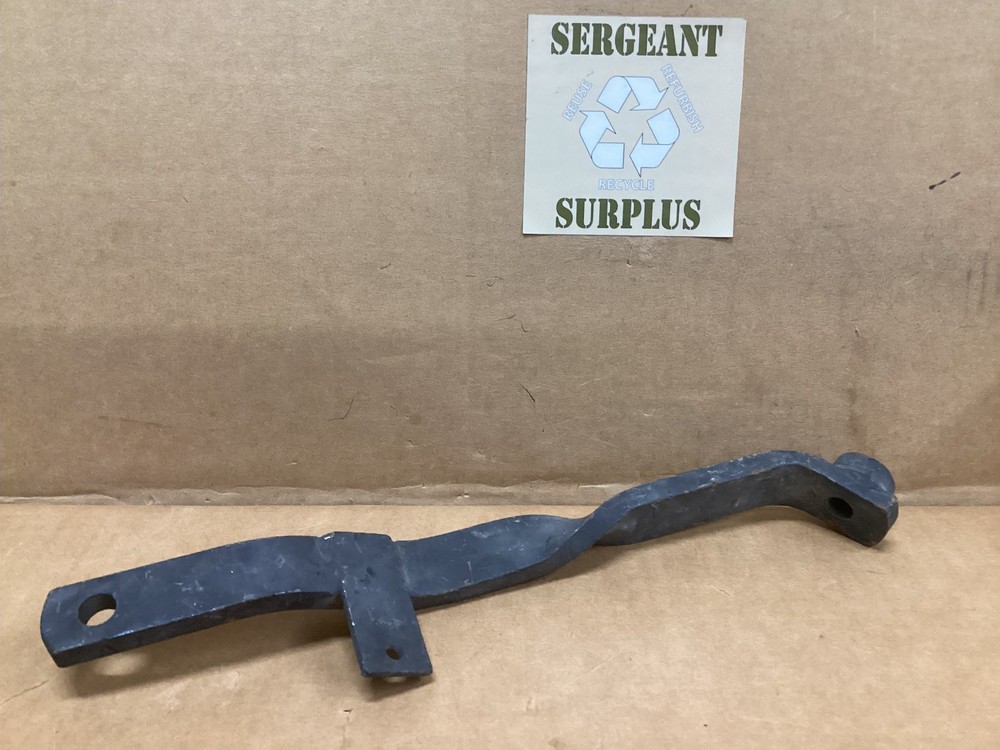 Bracket engine , support alternator/200amp/HMMWV 5342-01-446-8954