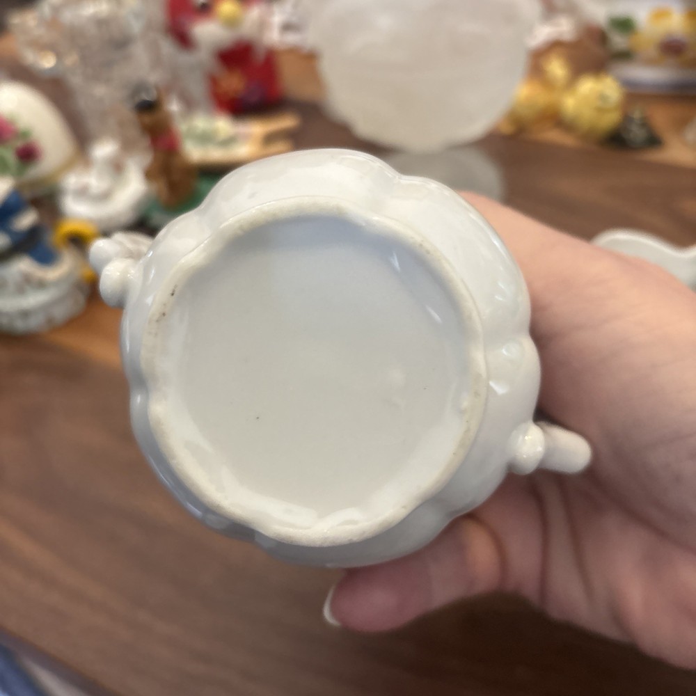 ROSE CREMER & SUGAR BOWL
