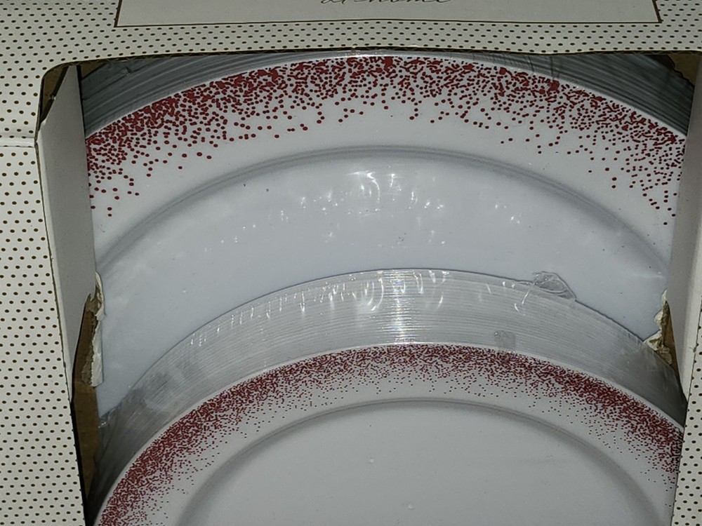 Cupcakes And Cashmere Disposable Dinnerware Set White/Red Sparkle Plastic 50 Pc