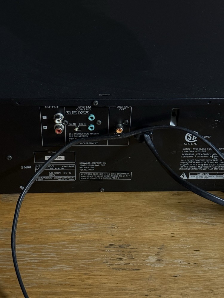 Kenwood CD-324M 200 Disc CD Changer Player With Remote