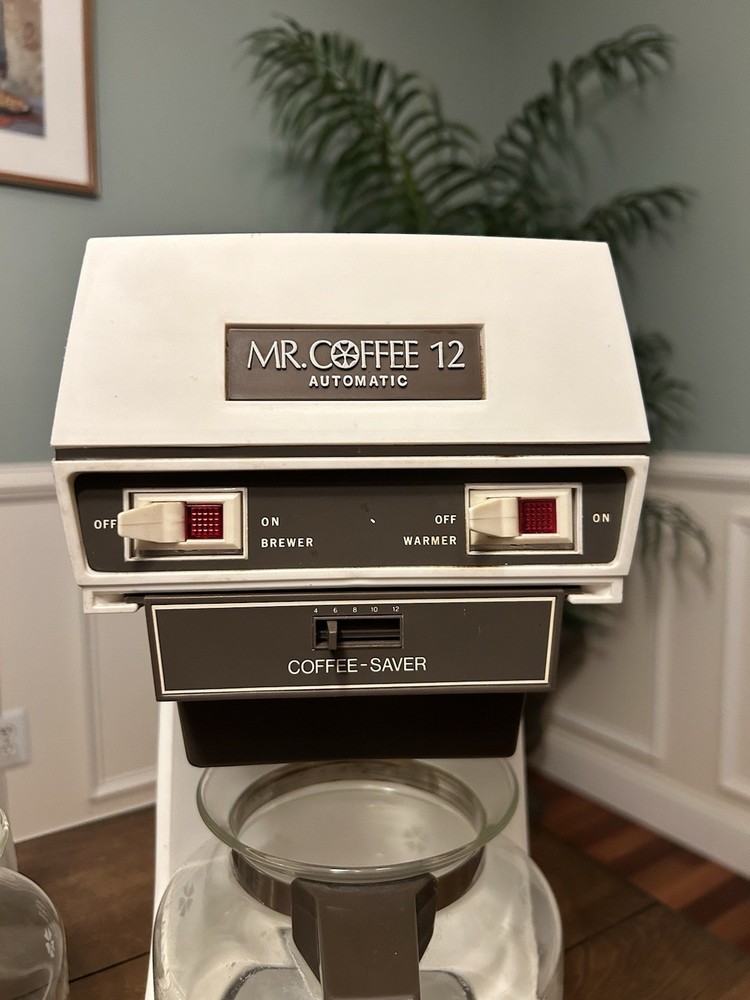 Joe DiMaggio Mr. Coffee Coffee Brewing System Hardly Used Extra Cup