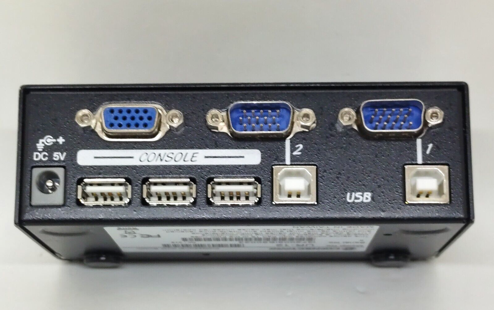 CONNECTPRO UR-12 KVM Switch