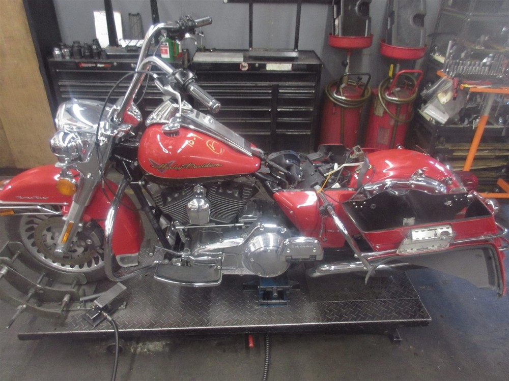 2010 Harley Road King FLHR Right Switch Handlebar Control On Off Start Kill