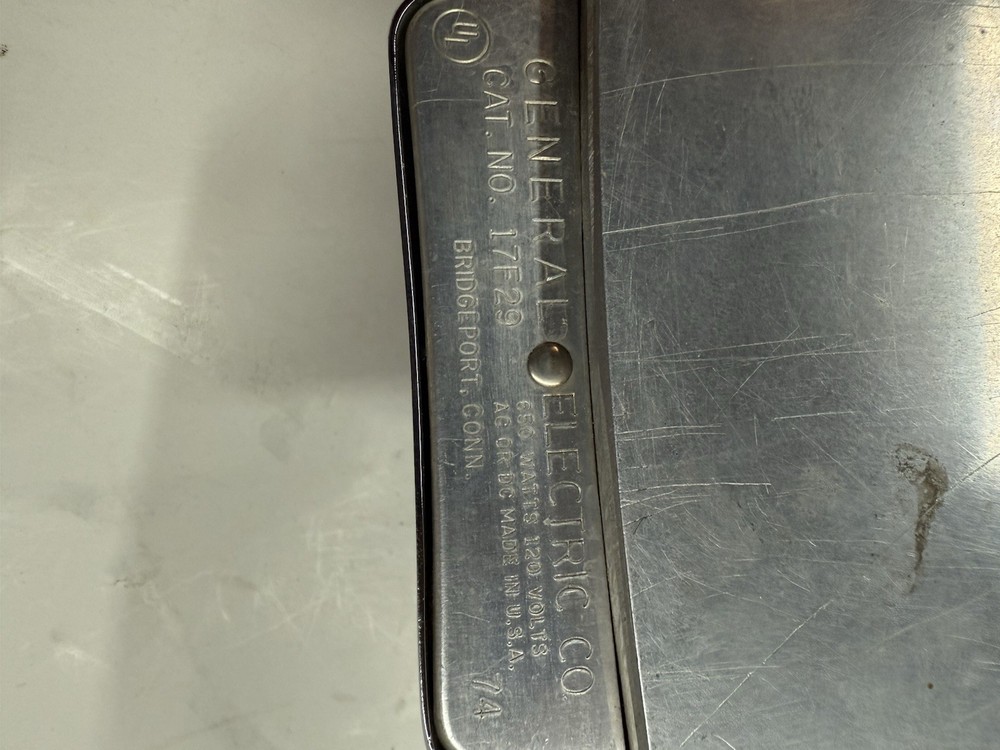 Vintage GE Clothes Iron